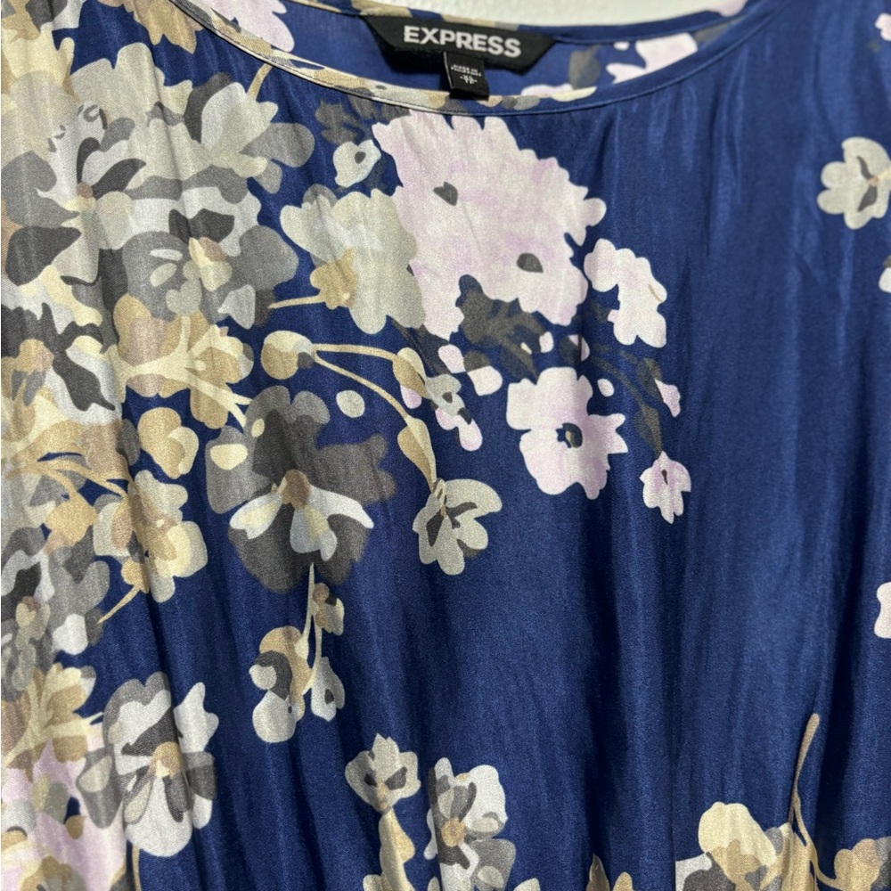 EXPRESS Floral dress - size XS - Picture 8 of 12